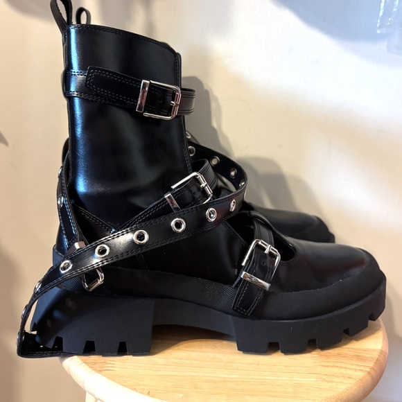 Zara Black Combat Moto Boots - Picture 8 of 12
